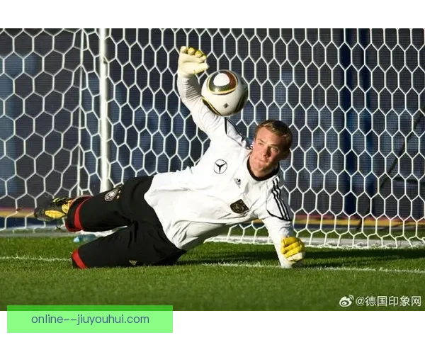 诺伊尔宣布退出德国国家队 结束辉煌国际赛场生涯